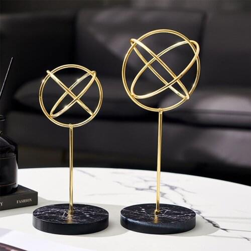 Wrought Iron Art Desktop Sculpture Statue Golden Balls Shaped Figurines Office Home Living Room Bedroom Decorative
