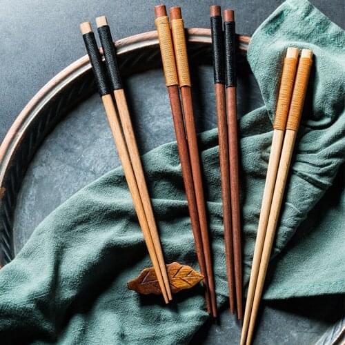 New 4 Pairs/Set Japanese Style Natural Wood Chopsticks Household Kitchen Restaurant Tableware Sushi Chop Stciks Chinese Gifts