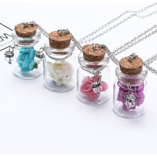 Glow In The Dark Jewelry Glowing Flower Delicate Necklace Mini Glass Wishing Bottle Pendant Necklaces Beads 2021 New Arrivals