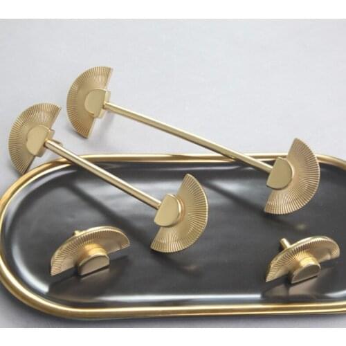 2pcs Creative Sector Brass Door Handles Nordic Furniture Handles and Knobs for Cabinet Kitchen Cupboard Drawer Pulls Hardware
