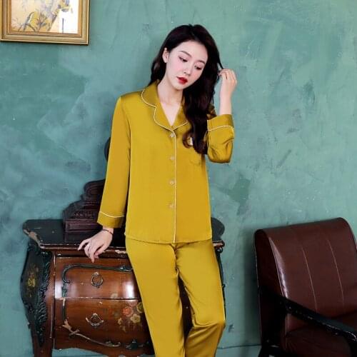 Women Turn-down-collar Nightwear Loungewear Homewear Yellow Satin Pajamas Set Long Sleeve Two-pieces Sleepwear