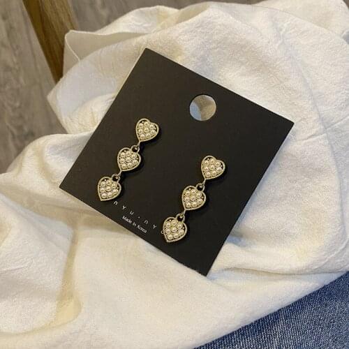 QiLuxy New Imitation Pearl Love Heart Long Drop Earrings for Women Girl Gold Color Cute Korean Dangle Earrings Wedding Jewelry