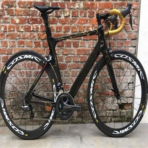 Customize Logo Concept Gold Road Carbon Complete Bike with R7000 groupset Cosmic 50mm wheelset handlebar