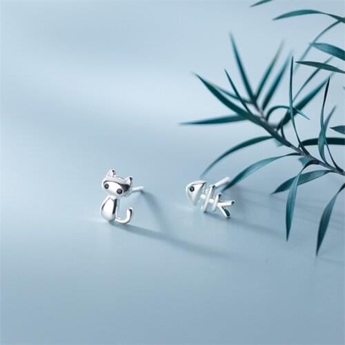 925 Sterling Silver Sweet Asymmetric Cat Fish Bone Stud Earrings for Kids Baby Student Anti-allergic Jewelry Birthday Present