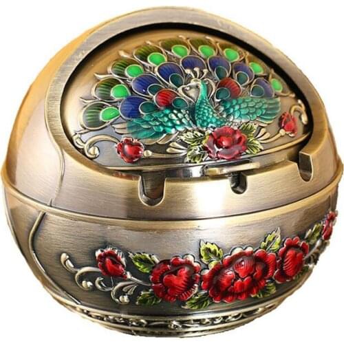 Retro Ashtray Household Cigarette Smoking Holder Metal Ash Tray with Lid for Living Room Home Decor Friend Gift