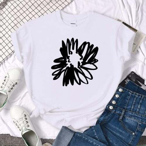 Black Print Blooming Flowers Female T-Shirt New Quality T Shirts Summer Harajuku Casual Wears Clothes Loose Loose Tops Women