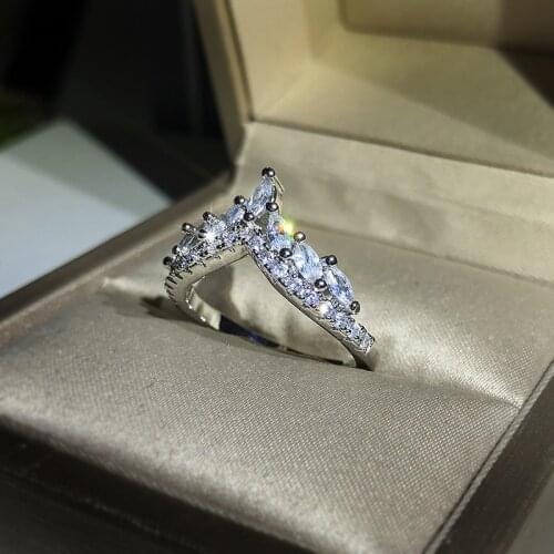 Cute Silver Color Crown Ring with Bling Zircon Stone Rings for Women Fashion Jewelry Wedding Engagement RIng