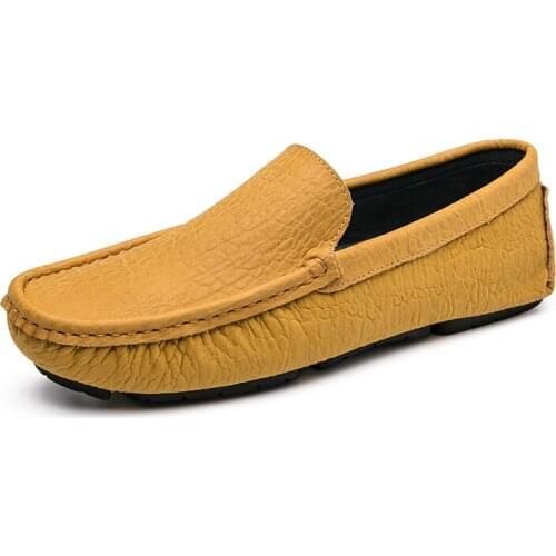 New Genuine Leather Men Casual Shoes Italian Men Loafers Moccasins Slip on Flats Breathable Male Driving Shoes Handmade Footwear