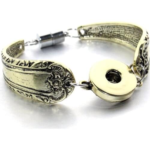 HOT retro flower antique bronze snap button bracelet T1681 (fit 18mm 20mm snaps) for women MOM