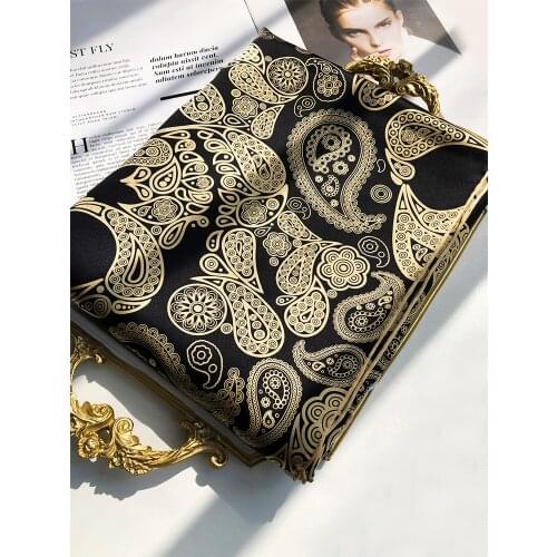 16MM Noble golden skull heavy silk scarf women spring autumn all-match mulberry silk square scarf shawl 100% Pure silk