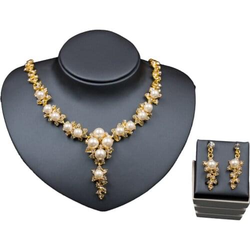 Simulated Pearl Tassels Charms Jewelry Set Inlay Zircon Women Gorgeous Bridal Jewelry Gold Color Necklace Stud Earring Wholesale