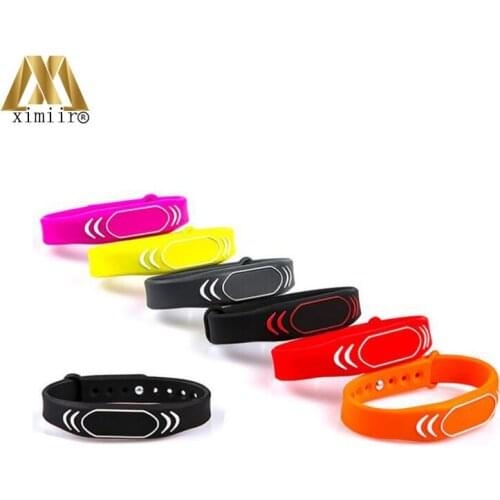 100pcs Colorful RFID Wristband Wrist Bracelet TK4100 Tags Waterproof Adjustable Long Range Silicon RFID Wristband Free Shipping