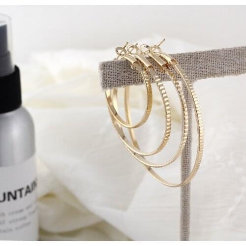 Dreamtop Trendy Hoop Earrings For Women Metal Statement Earrings Jewelry Circle Gold-Color Maxi Earings Christmas Gift E94