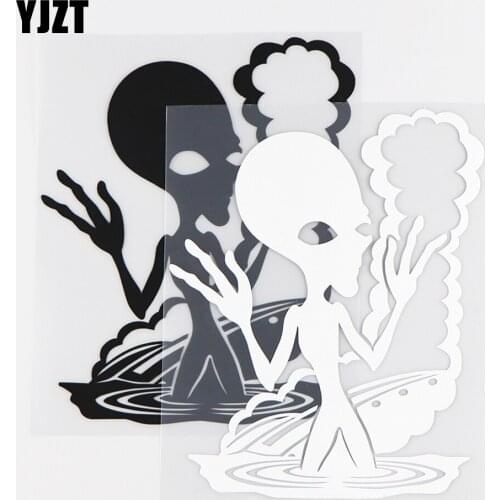 YJZT 12.5X15.3CM Personality Car Window Decor Alien ship Ufo Fun Vinyl Car Sticker Decals Black / Silver 10A-0268
