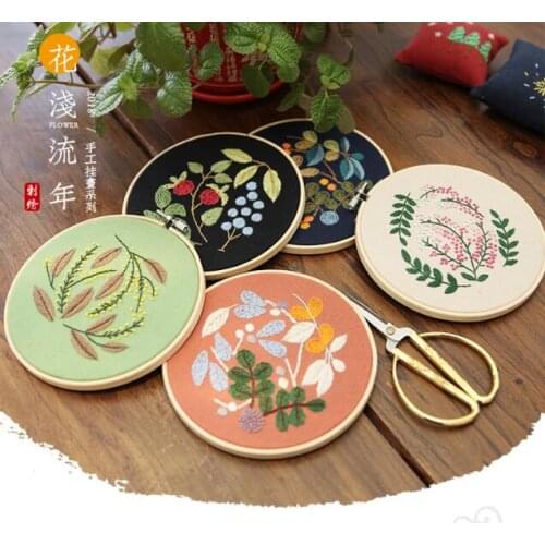 15x15cm Floral Series Ribbon embroidery kit flowers small pictures fabric embroidery needlework home decoration