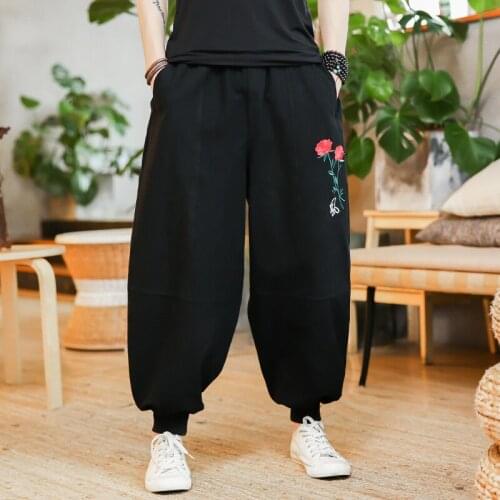 Autumn Men harem pants Elastic waist flower embroidery male trousers Chinese style cotton linen loose jogger pants large size
