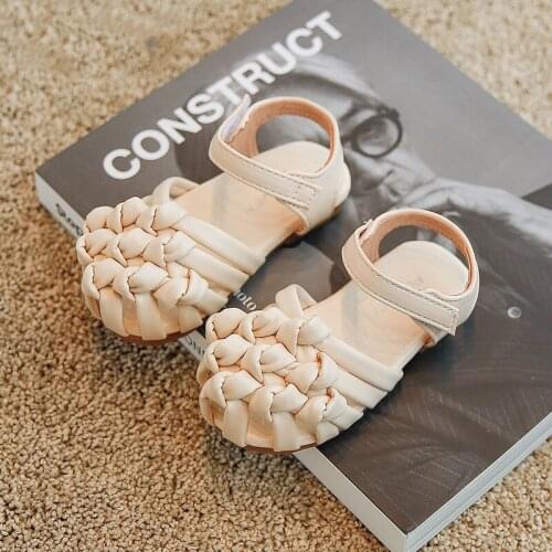 Girls Sandals Summer Weave Cute Baby Beach Shoes Soft Leather Kids Velcro Slip On Comfortable Princess Sandals Children Fashion