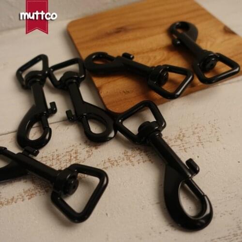 Wholesale manufacture environmental BLACK SPRAY 2.0cm metal dog leash accessory Metal Clasps Dog Clasp Metal Hook Hardwar PK-002