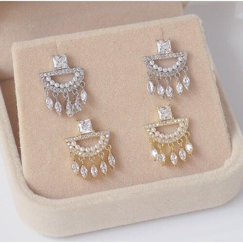 Delicate Jewelry 14K Gold Plated Geometric Zircon Tassel Stud Earrings for Women Unique Pearl Earrings