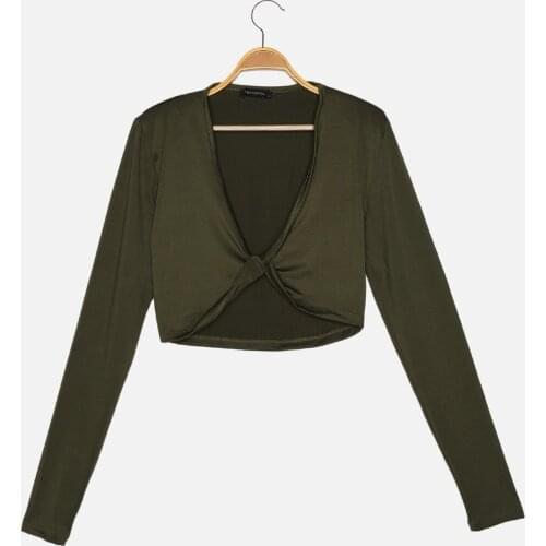 Trendyol Low-Cut Detailed Crop Knitted Blouse TWOAW22BZ0535