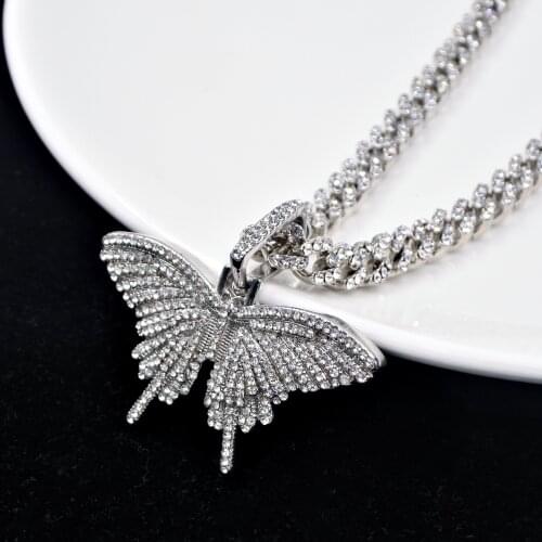 2021 Fashion 8MM 12MM White Color Butterfly Pendant 59MM 77MM Necklaces Charm Women Men Hip Hop Rock Jewelry Cuban Miami Chain