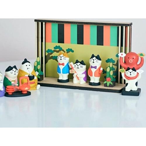 Japanese Cartoon Cat Figure Decorative Resin Carfts Ornaments Miniature Figurines Desktop Home Decoration Accessories Kids Gift