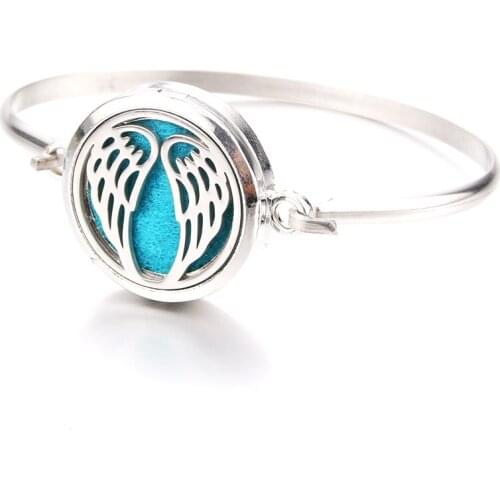 Angel Wings Magnetic Fine Perfume Box Bracelet Aroma Essential Oil Diffuser Locket Stainless Steel Bracelet Fashion Jewelry