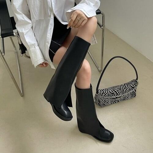 Cool Handsome Personality Pull Wind Martin Boots Female British Style Small Boots Thick-soled Wedges Mid-tube Smoke Tube Boots