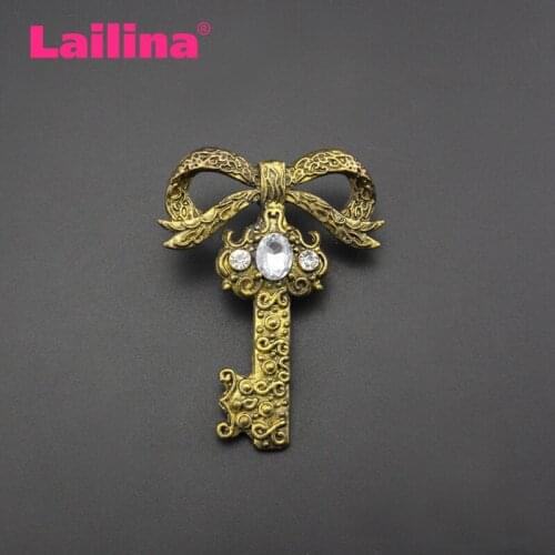New Arrival Gold Silver bronze Color Simulated Pearl Key Shape Fashion Brooch Pins For Men Or Women