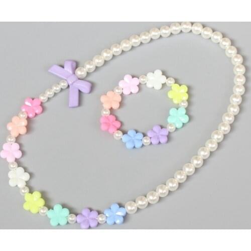 Zrhua Children's Pendants