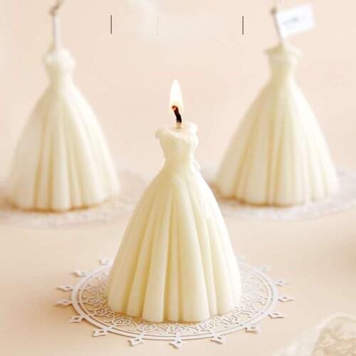 Scented Candles Creative Smokeless Soy Wax Romantic Wedding Dress Shaped Candle Home Decor Birthday Party Cake Decorative