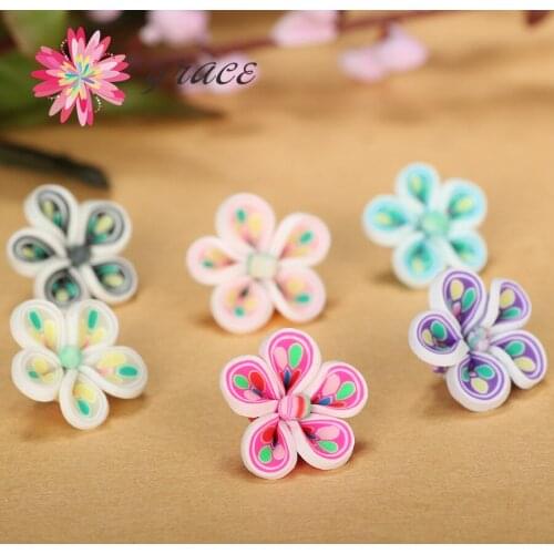 Best Selling 25pcs Mixed Colorful Plastic Clay Small Flatback Flower Beads Diy Korea Fashion Earring Phone Case Decoration