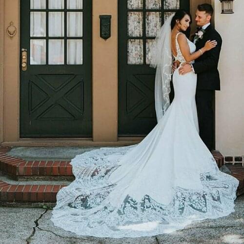Luxurious Lace Beaded Wedding Dresses 2021 Mermaid V Neck Backless Satin Bridal Gowns Vestidos de novia