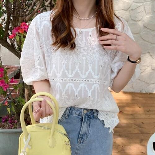 Puff Sleeve Shirt Chic Embroidery Cotton Lace Blouse Summer New 2021 Korean Loose Fashion Womens O-neck Casual Plus Size 14755