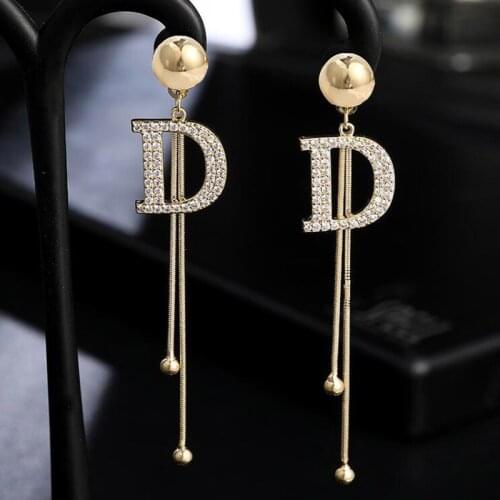 Trendy South Korean Classic D Letter Dangle Earrings For Women Fashion Jewelry Personality Metal Tassel Earrings Party Accessory