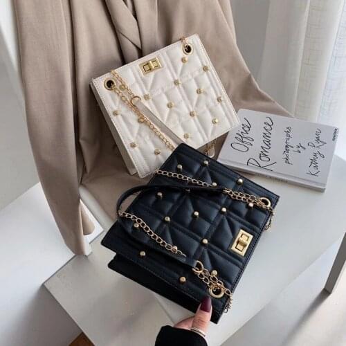 2021 High Quality summer crossbody fashion ladies rivet shoulder handbags chain purse pu leather bags woman