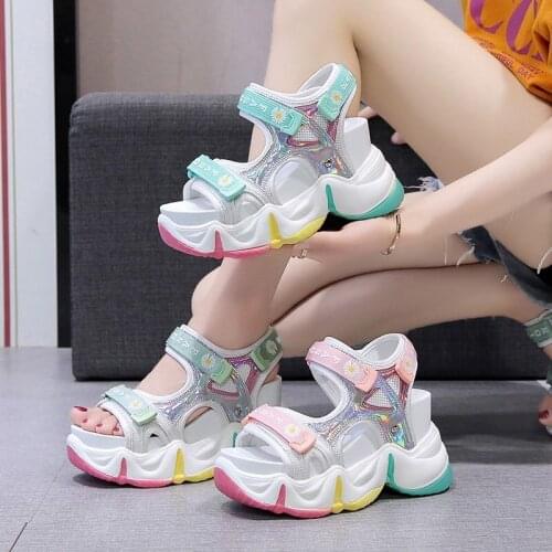 Daisy rainbow bottom sandals 2020 summer new wild thick bottom fairy wind beach sandals sports sandals female Z890