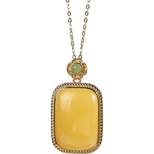 S925 sterling silver gold-plated natural amber wax pendant simple national fashion flower lucky pendant womens pendant