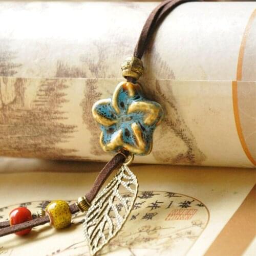 30 piece/lot Ceramic Beads Hollow Leaf Leather Necklaces Star Flower Pendants Charm Choker PU Cord Chain Women Fashion Jewelry
