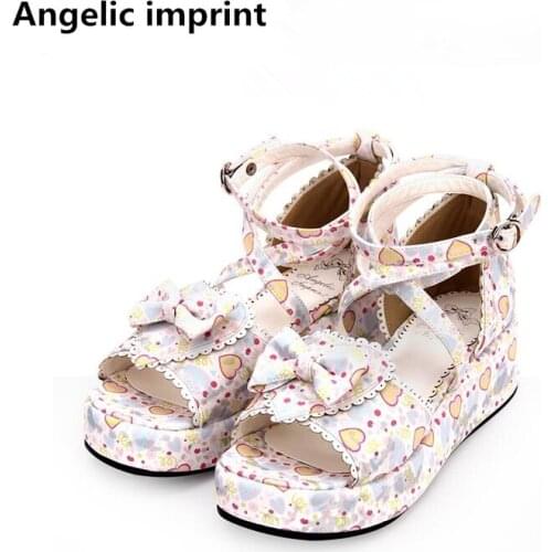 Angelic imprint Shoes With Medium Heels