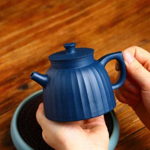 Yixing recommended manufacturers selling 】 famous boutique azure mud jin wen admiralty pot all hand teapot