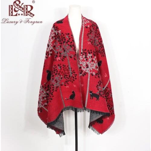 Jacquard Flower Winter Women Poncho Silver Glitter Cat Animal Knitting Poncho And Capes Wool Echarpe hiver femme Poncho Sequins