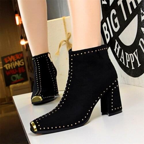 Metal Square Toe Women Shoes 2021 New Rock Style Retro Rivet Woman Ankle Boots Flock Leather Ladies High Heels Warm Fashion Boot