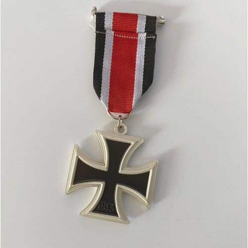 1813-1939 WWII German War Coin Medal Iron Cross Copy W/ Ribbon
