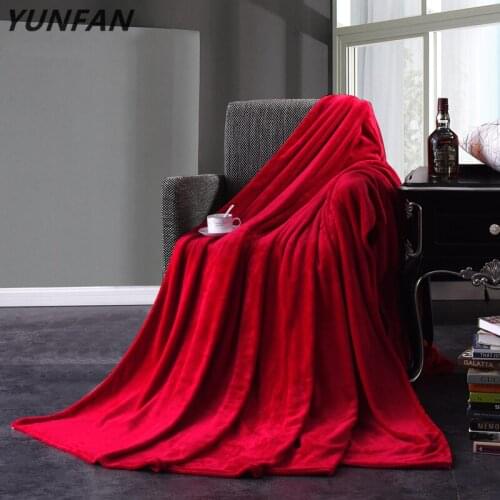Red Flannel Blanket Soft Throw Blanket On Sofa Bed Plane Travel Plaids Adult Home Textile Solid Color Blanket Travel Blanket