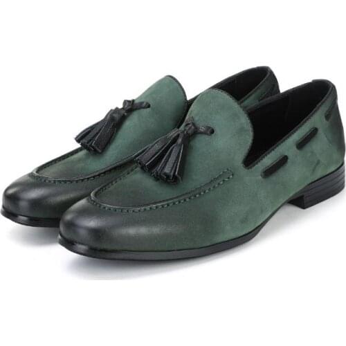 Fashion Tassel Slip-On Business Causal Shoes Men Loafres Leisure Party Shoes Soft Comfortable Daily Office Work Mens Shoes 38-44