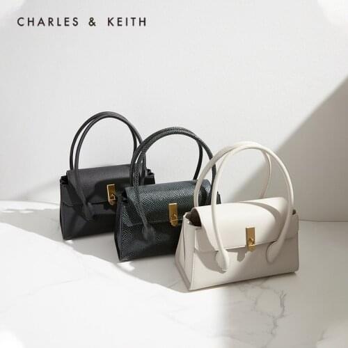 CHARLES&KEITH New Arrival for Autumn 2021 CK2-50270722 Womens Metal Lock Clasp Shoulder Bag