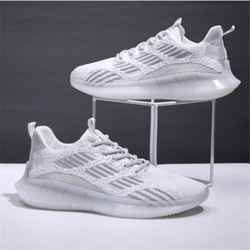 2020 spring and autumn new breathable flying sneakers casual shoes are lightweight, comfortable and wear-resistant new balance