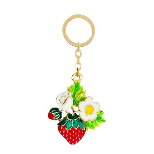 Strawberry Red Heart Keychain alloy jewelry Keyring For Women Girl Simulated Fruit Cute Car Key Holder Keyring accessories gift