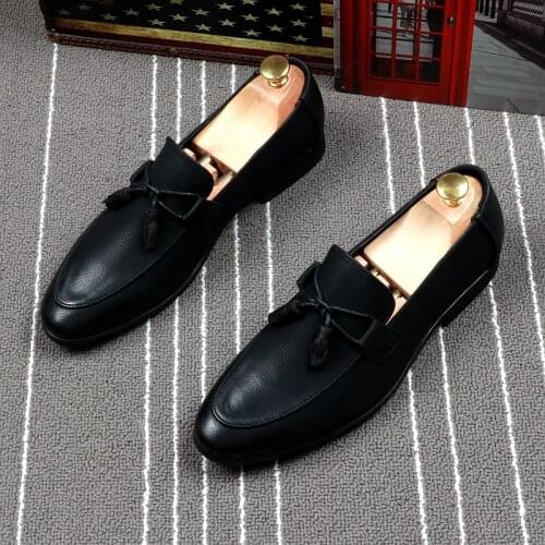 Men casual business wedding formal dresses black tassels shoes slip-on lazy shoe breathable summer loafers gentleman footwear